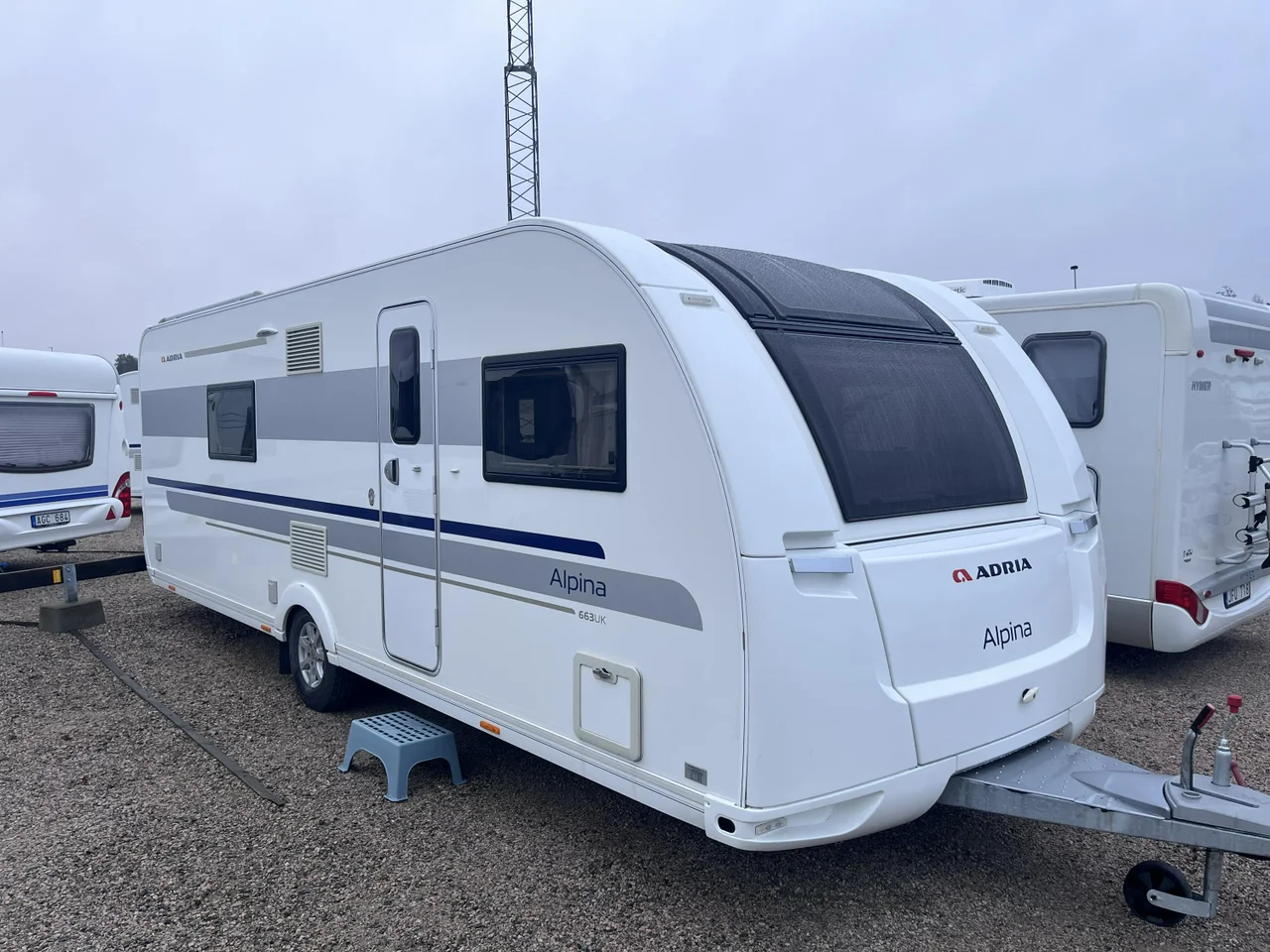 Adria Alpina 663 uk barnkammarvagn 2015 Alde panoramatak